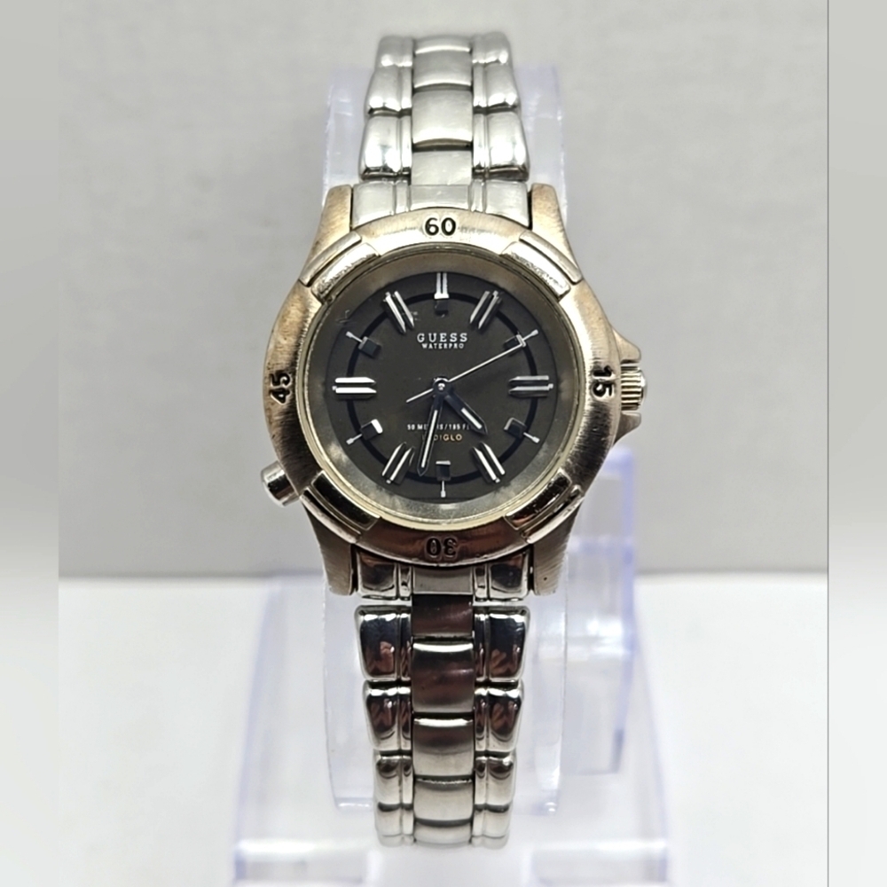 Womens Vintage Guess Waterpro Watch 29mm Silver Tone 50M New Battery